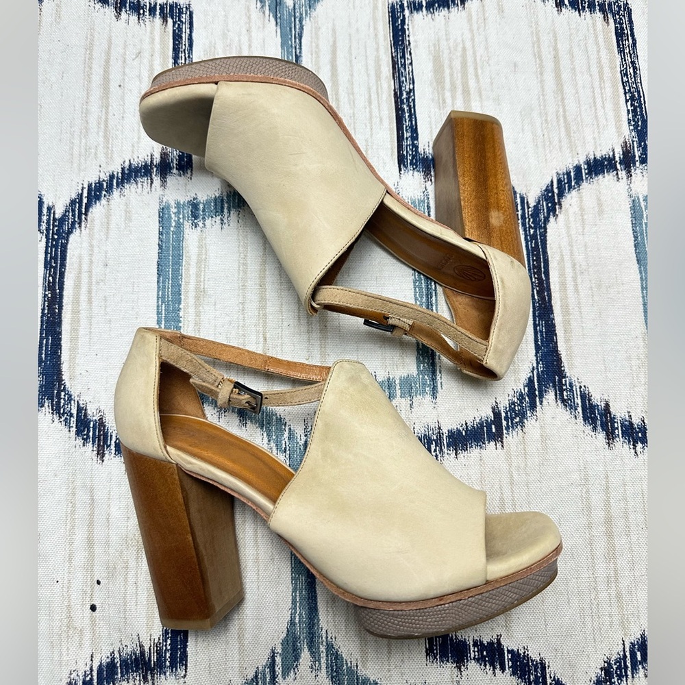 Coclico Elegant Cream Women's Heels size 37.5